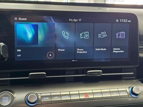 Used 2025 Hyundai Kona SEL AWD/4WD image 29