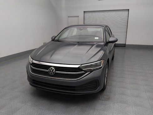 Used 2024 Volkswagen Jetta SE image 15