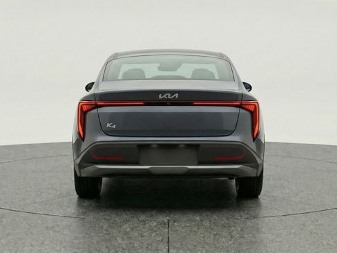 Used 2025 Kia K4 LXS image 7
