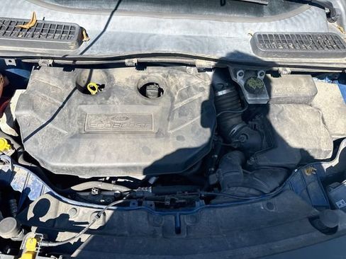 Used 2017 Ford Escape SE w/ Equipment Group 201A AWD/4WD image 26