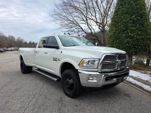 Used 2018 RAM 3500 Laramie image 8