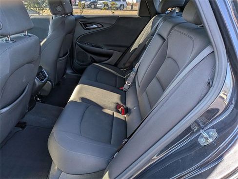 Used 2022 Chevrolet Malibu LT image 30
