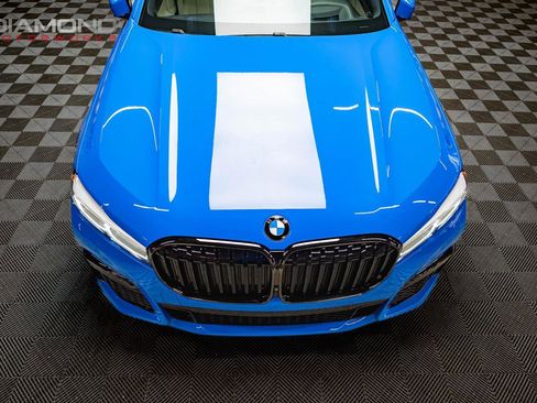 Used 2021 BMW 750i xDrive w/ Executive Package image 31