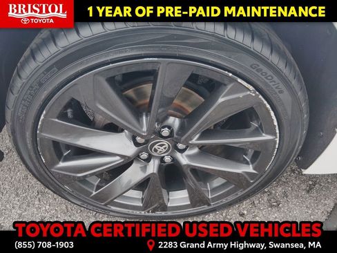 Used 2023 Toyota Corolla SE w/ Carpet Mat Package (TMS) FWD image 10