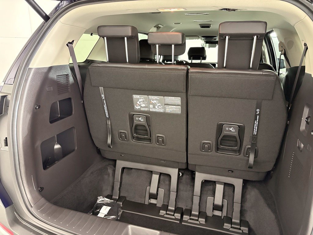 New 2026 Kia Carnival EX FWD image 18