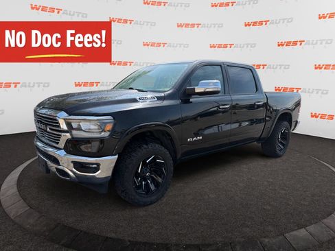 Used 2022 RAM 1500 Laramie AWD/4WD image 1