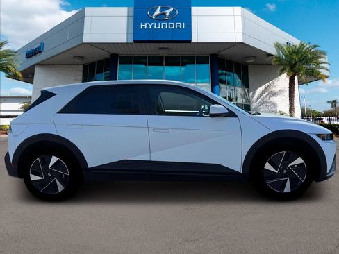 New 2026 Hyundai Ioniq 5 SEL image 10