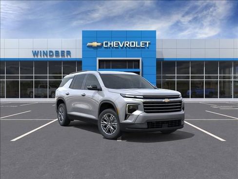 New 2026 Chevrolet Traverse LT image 1