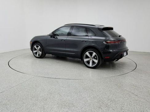 Used 2022 Porsche Macan image 7