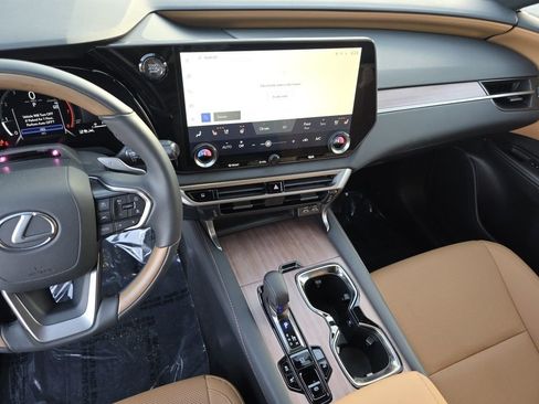 Certified 2025 Lexus RX 350 Premium image 24