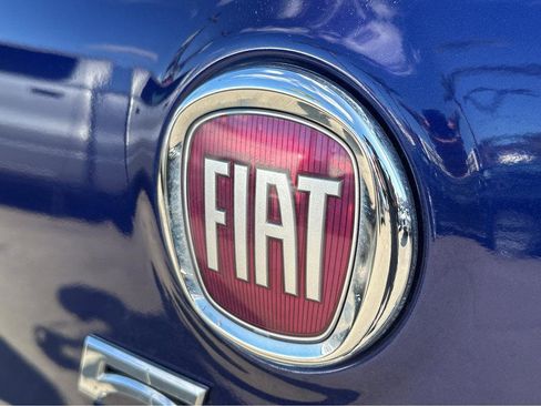 Used 2015 FIAT 500L Trekking image 37