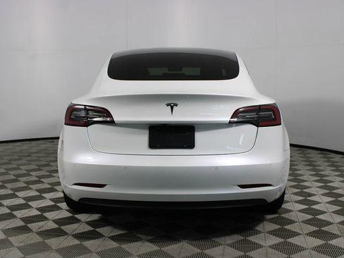 Used 2019 Tesla Model 3 Standard Range Plus image 28