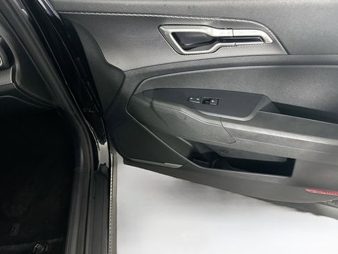 Used 2023 Kia Sportage LX image 30