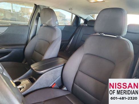 Used 2023 Chevrolet Malibu LT image 12