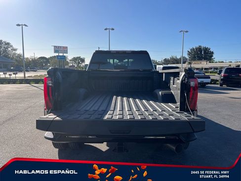 New 2026 GMC Sierra 3500 Denali w/ Technology Package AWD/4WD image 16