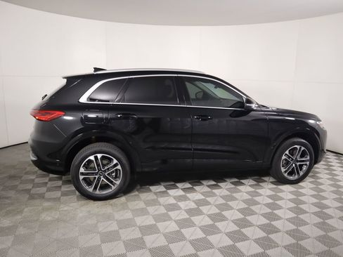 Used 2025 Audi Q5 Premium w/ Convenience Package image 5