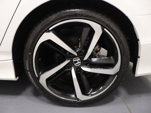 Used 2021 Honda Accord Sport image 25