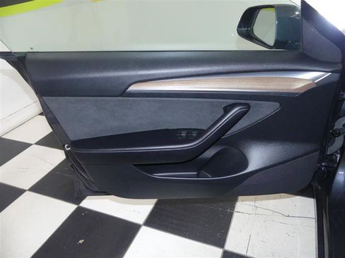 Used 2023 Tesla Model 3 Performance AWD/4WD image 22