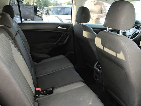 Used 2020 Volkswagen Tiguan S FWD image 16