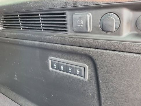 Used 2024 Jeep Wagoneer L Series II w/ Flexible Seating Group image 8