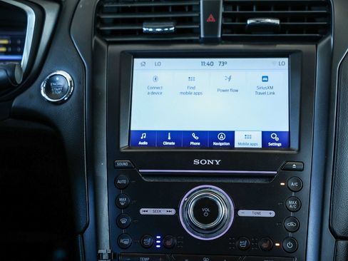 Used 2017 Ford Fusion Energi Titanium image 19