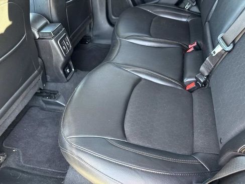 Used 2020 Jeep Compass Latitude image 10