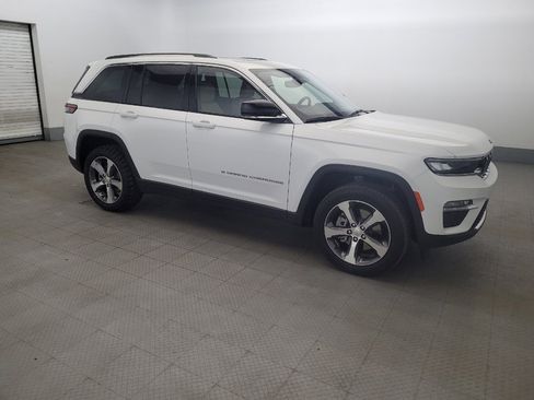 Used 2022 Jeep Grand Cherokee Limited 4xe AWD/4WD image 11