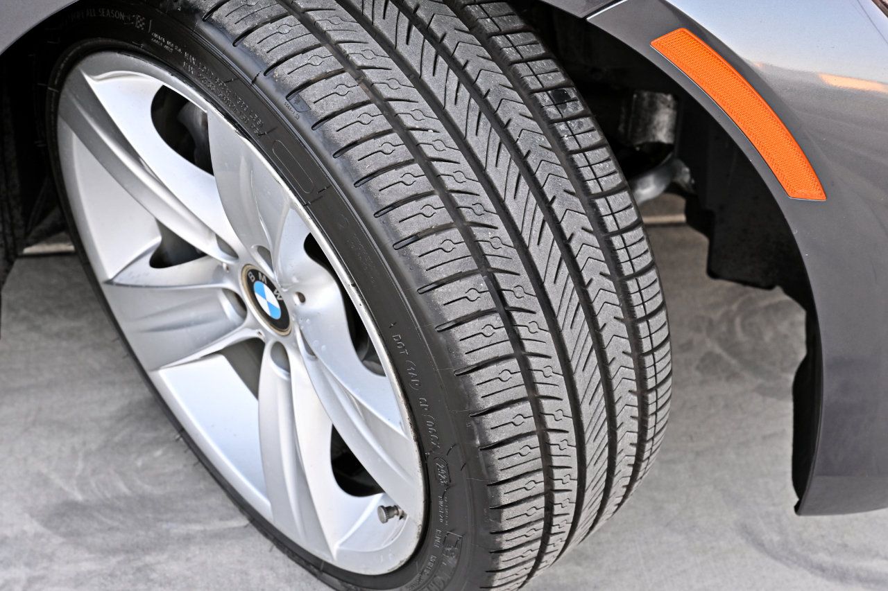 Used 2008 BMW 335i Coupe RWD image 30