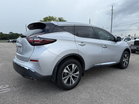 Used 2019 Nissan Murano S w/ Cargo Package FWD image 2