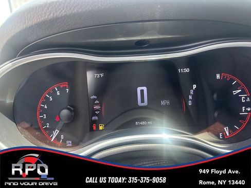 Used 2019 Dodge Durango SXT w/ 3rd Row Seating Group AWD/4WD image 16