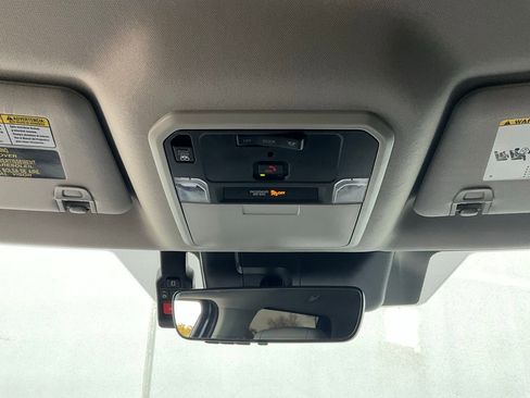 Used 2022 Toyota Tundra Limited w/ Power Package image 17