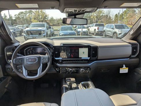 New 2026 GMC Sierra 1500 SLT w/ SLT Premium Plus Package image 8