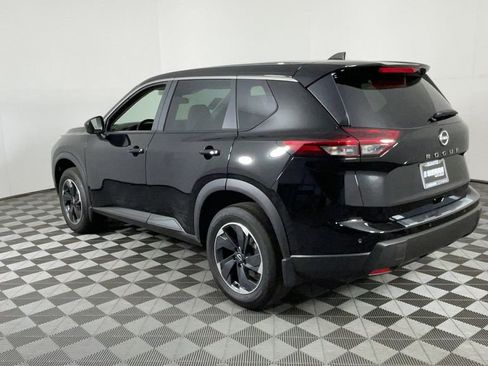 New 2025 Nissan Rogue SV image 6