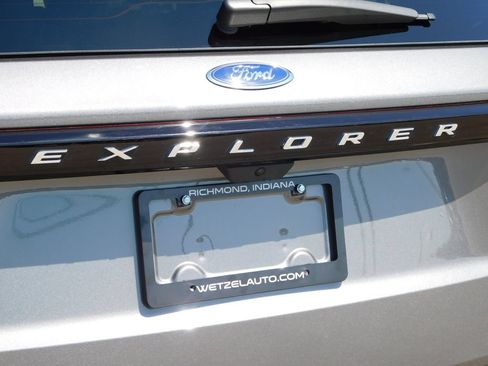 Used 2025 Ford Explorer Active w/ Active Comfort Package AWD/4WD image 50