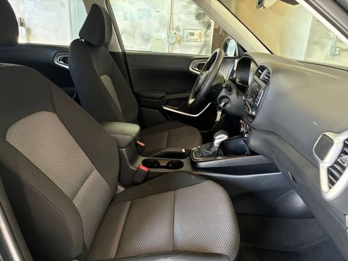 Used 2025 Kia Soul LX w/ LX Technology Package image 34