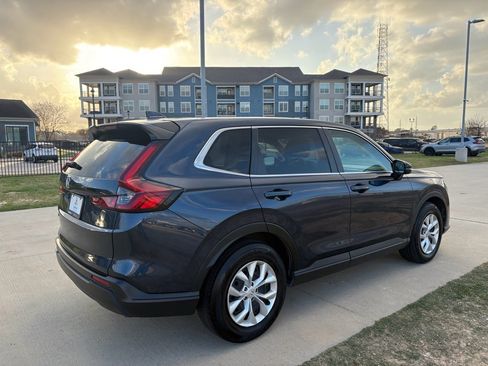 Used 2025 Honda CR-V LX image 8