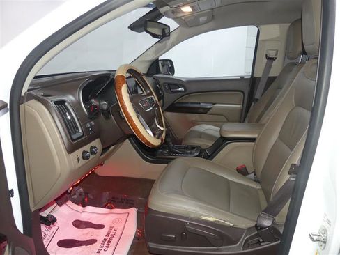 Used 2016 GMC Canyon SLT w/ Driver Alert Package image 19