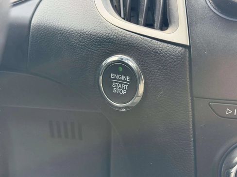 Used 2018 Ford Edge SEL AWD/4WD image 32