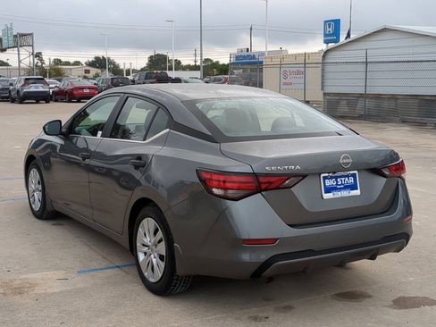 Used 2024 Nissan Sentra S image 6