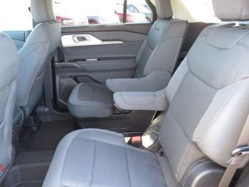 New 2026 Ford Explorer Active AWD/4WD image 6