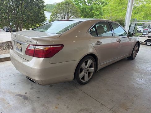 Used 2012 Lexus LS 460 w/ Comfort Pkg RWD image 3