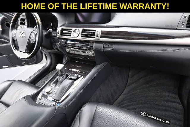 Used 2013 Lexus LS 460 L w/ Ultra Luxury Pkg AWD/4WD image 39