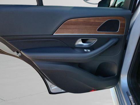 Certified 2026 Mercedes-Benz GLE 450 4MATIC image 12