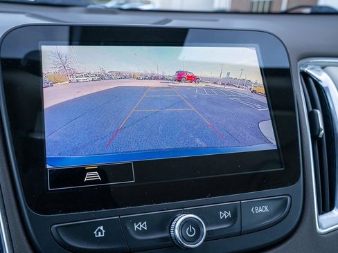 Used 2024 Chevrolet Malibu LT image 6