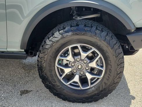 Certified 2024 Ford Bronco Badlands AWD/4WD image 11