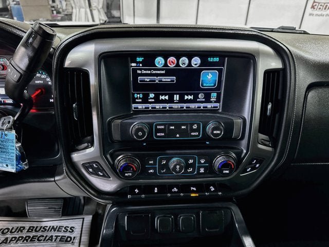 Used 2017 Chevrolet Silverado 1500 LTZ Z71 w/ LTZ Plus Package AWD/4WD image 12