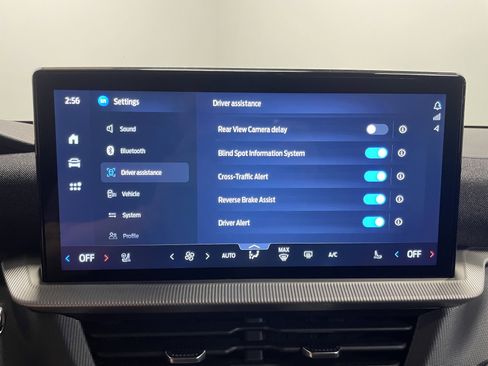 Used 2025 Ford Explorer ST-Line image 11