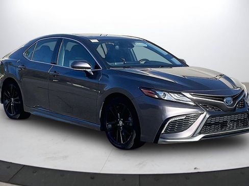 Used 2023 Toyota Camry XSE w/ Cold Weather Package image 2