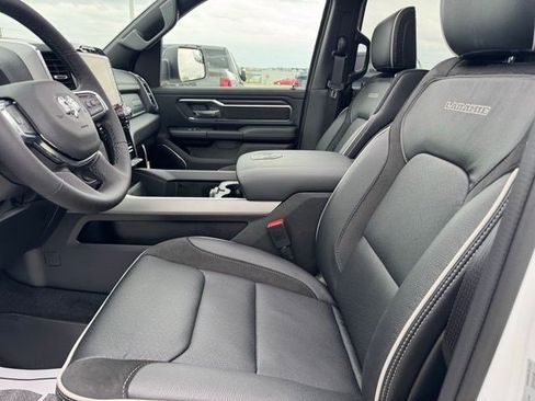 New 2026 RAM 1500 Laramie AWD/4WD image 9