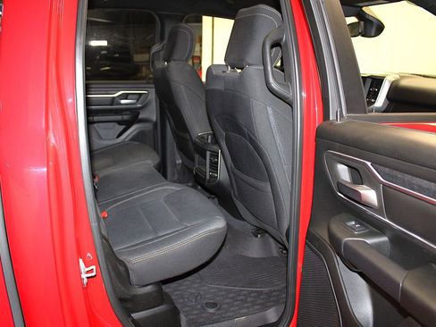 Used 2019 RAM 1500 Big Horn image 33